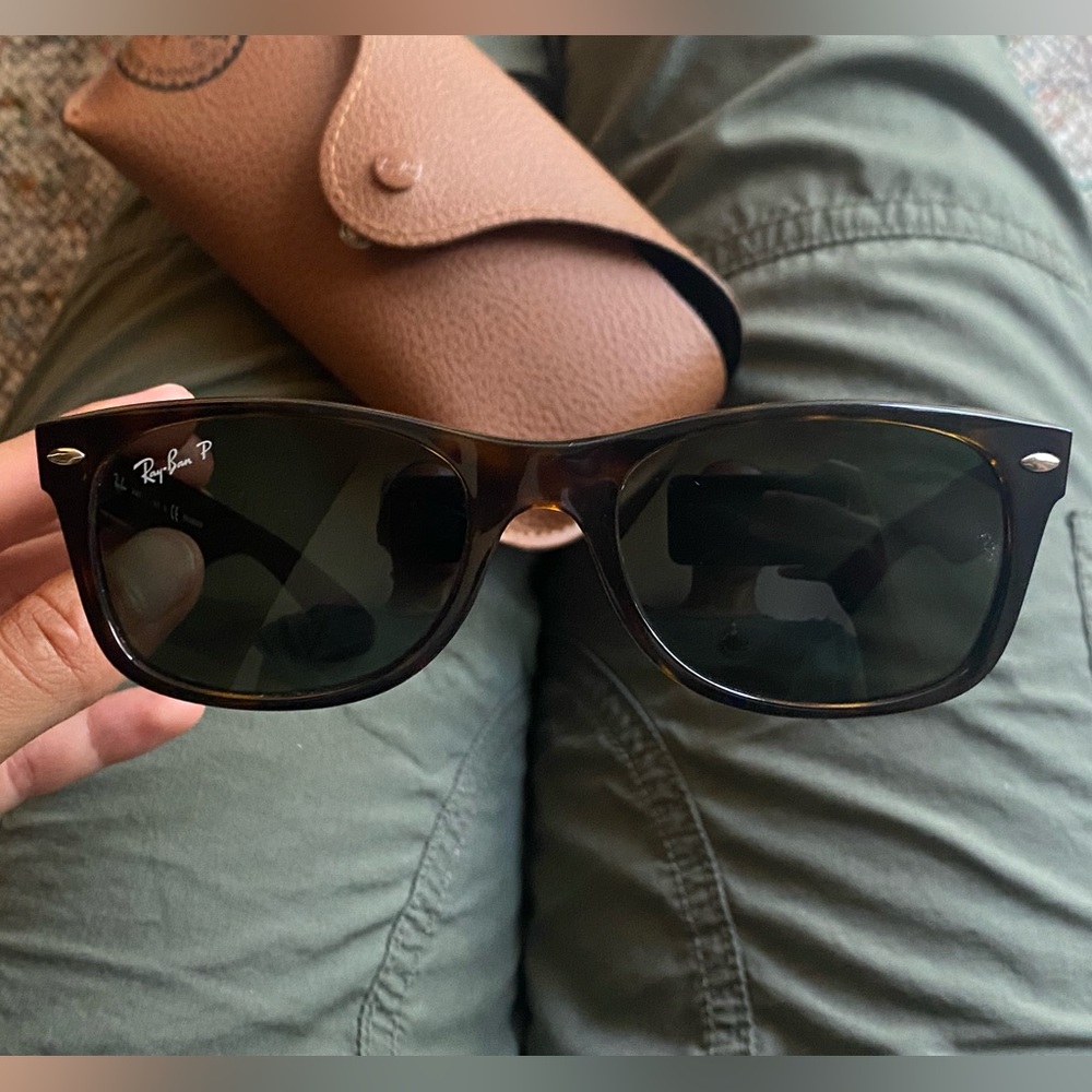 Ray Ban New Wayfarer Classic Polarized Sunglasses